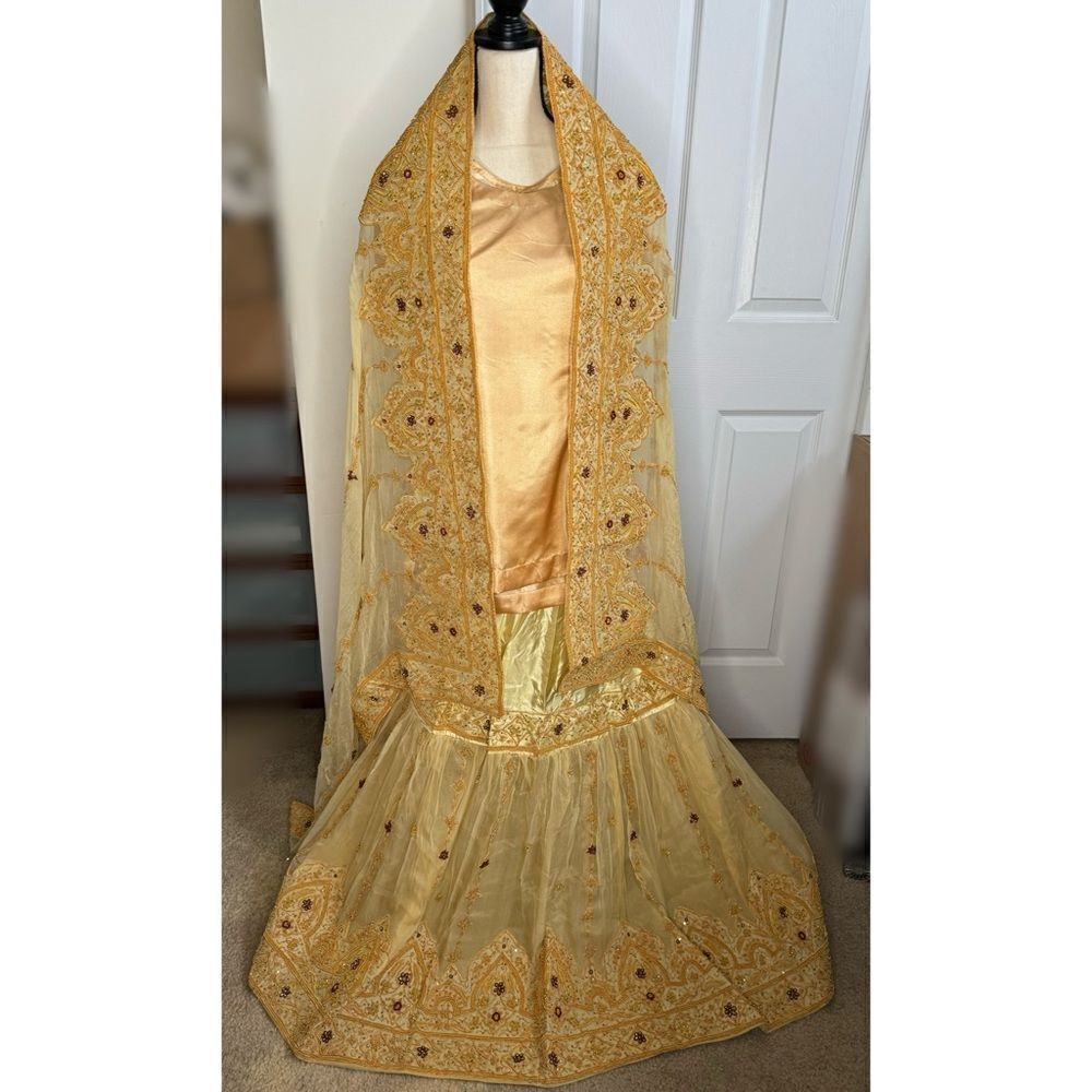 PAKISTANI BRIDAL DRESS LEHENGA DESIGNER WEDDING COLLECTION - FABRIC TO BE SIZED